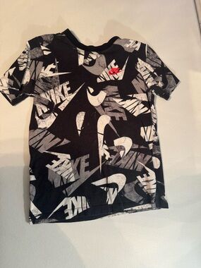 Nike Gray and Black The Nike Tee Graphic Logo Shirt